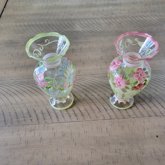 Vase - Picture 3 of 4